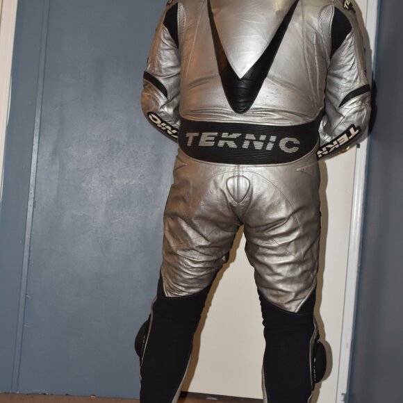 Teknic leather motorcycle suit, kangaroo hide, size US 44 - Picture 5 of 16